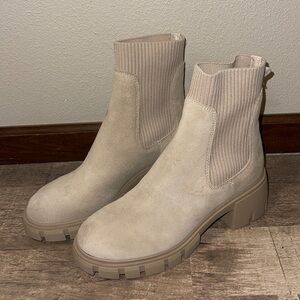 Steve Madden platform boots
